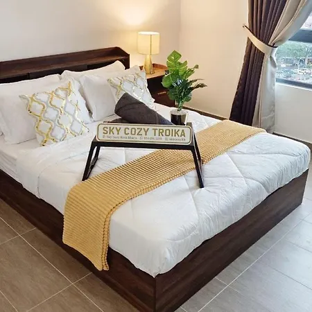 Sky Cozy Troika Residence: Pool & City View Apartments Kota Bharu Exterior photo