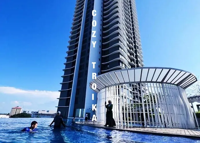 Sky Cozy Troika Residence, 1 Bedroom 4-6 Pax, 2 Bedrooms 6-8 Pax, Pool Vew, Sky & City View, Free Parking, Pool, Unlimited Wifi & Netflix
