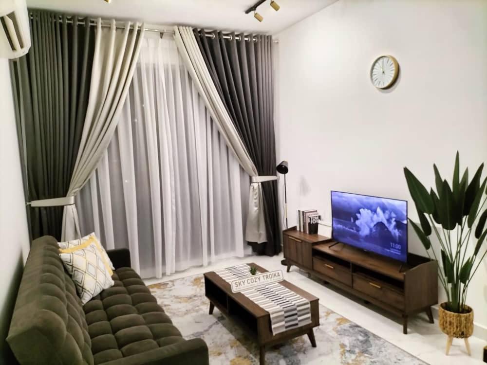 Sky Cozy Troika Residence: Pool & View Kota Bharu