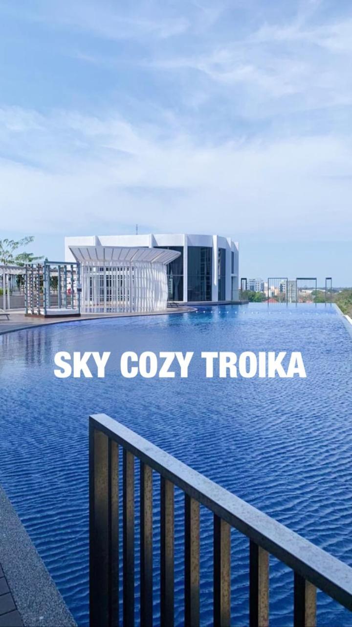 Sky Cozy Troika Residence: Pool & View Apartment Kota Bharu